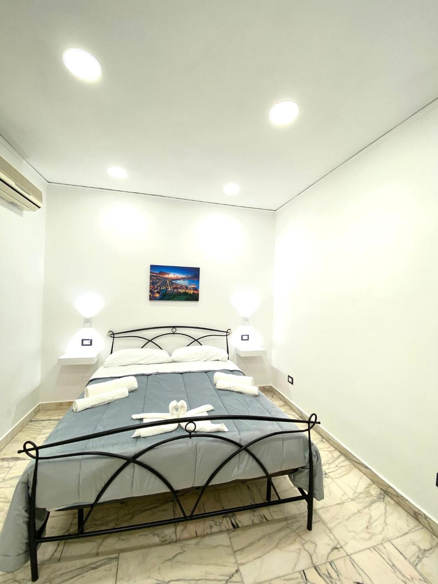 Castellano Apartment Naples Exterior photo