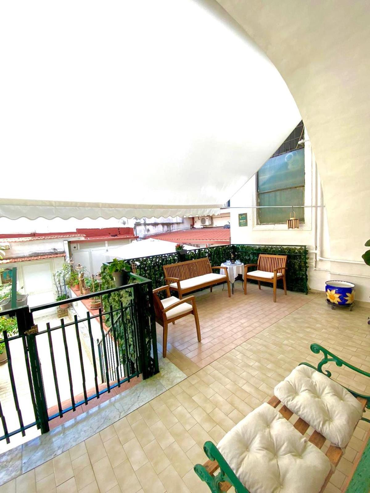 Castellano Apartment Naples Exterior photo